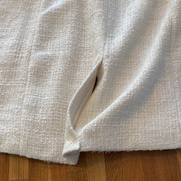 Guess off white lined coat XL - Picture 5 of 9